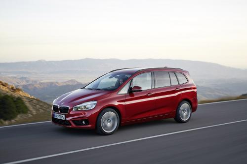 BMW 220i Gran Tourer (2016) - picture 8 of 24