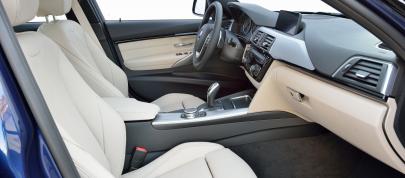 BMW 3 Series Sedan (2016) - picture 20 of 28