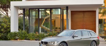 BMW 3 Series Touring (2016) - picture 4 of 27