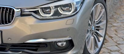 BMW 3 Series Touring (2016) - picture 23 of 27