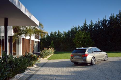 BMW 3 Series Touring (2016) - picture 9 of 27