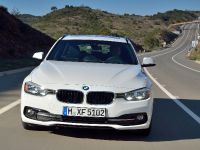 BMW 320d Touring EfficientDynamics Edition (2016) - picture 2 of 27