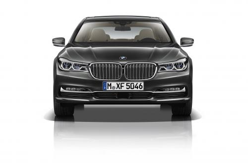 BMW 7 Series (2016) - picture 1 of 48