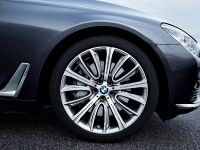 BMW 7 Series (2016)