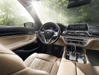 BMW ALPINA B7 xDRIVE (2016) - picture 6 of 9