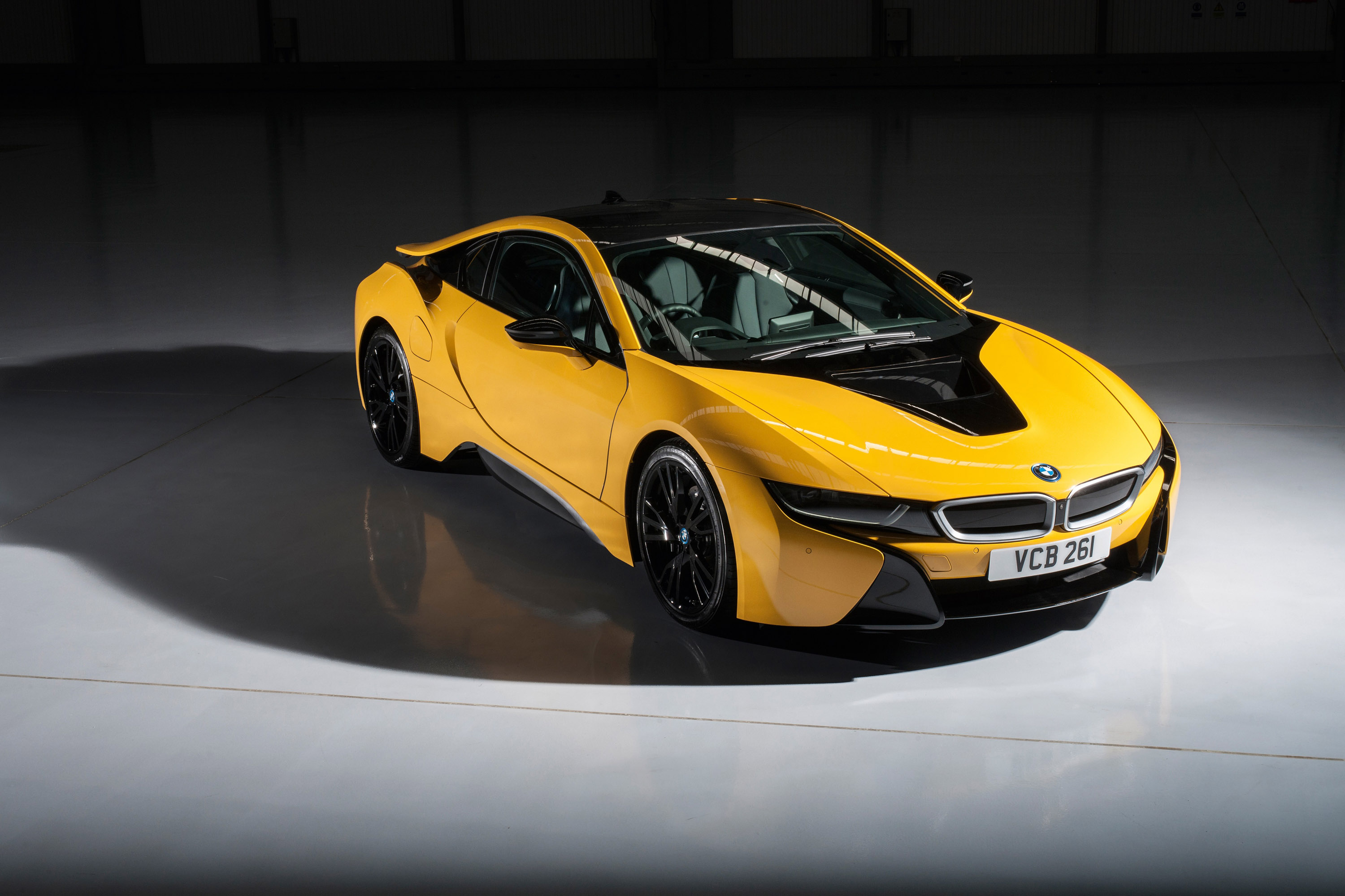 BMW Individual i8 Exterior Paint Programme