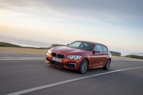 BMW M135i (2016) - picture 24 of 71