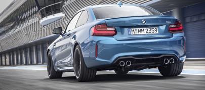 BMW M2 (2016) - picture 7 of 18