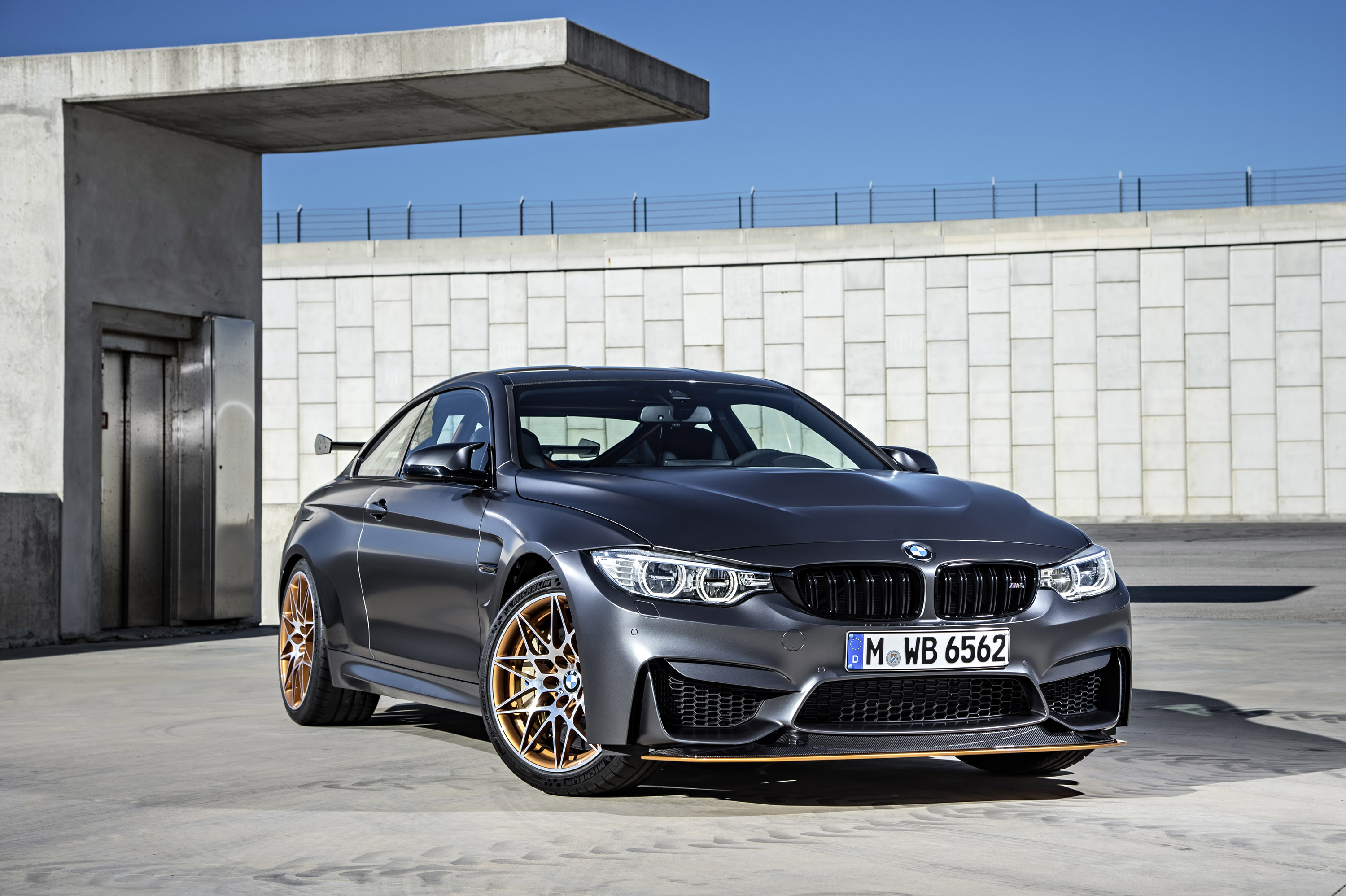 BMW M4 GTS