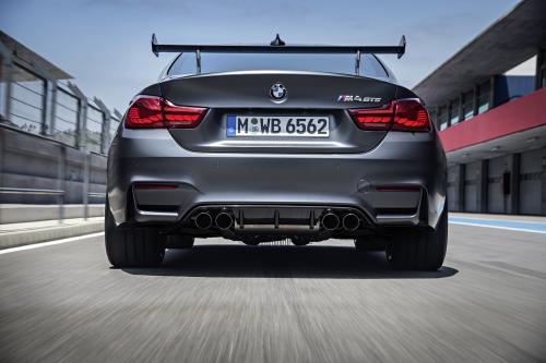 BMW M4 GTS (2016) - picture 17 of 37