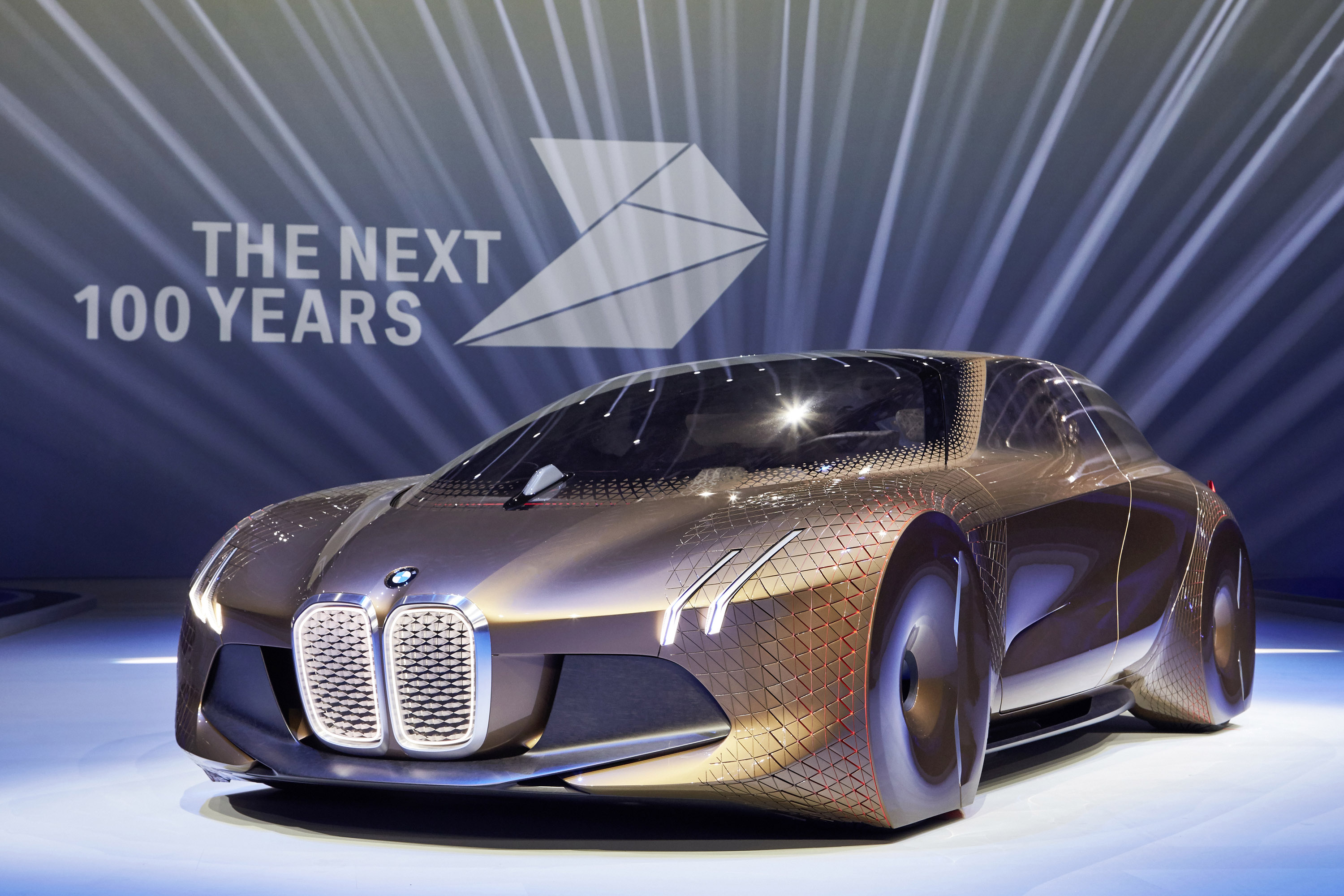 BMW VISION NEXT 100