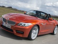 BMW Z4 E89 sDrive35 in Valencia Orange Metallic (2016) - picture 4 of 18