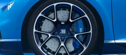 Bugatti Chiron (2016) - picture 23 of 30