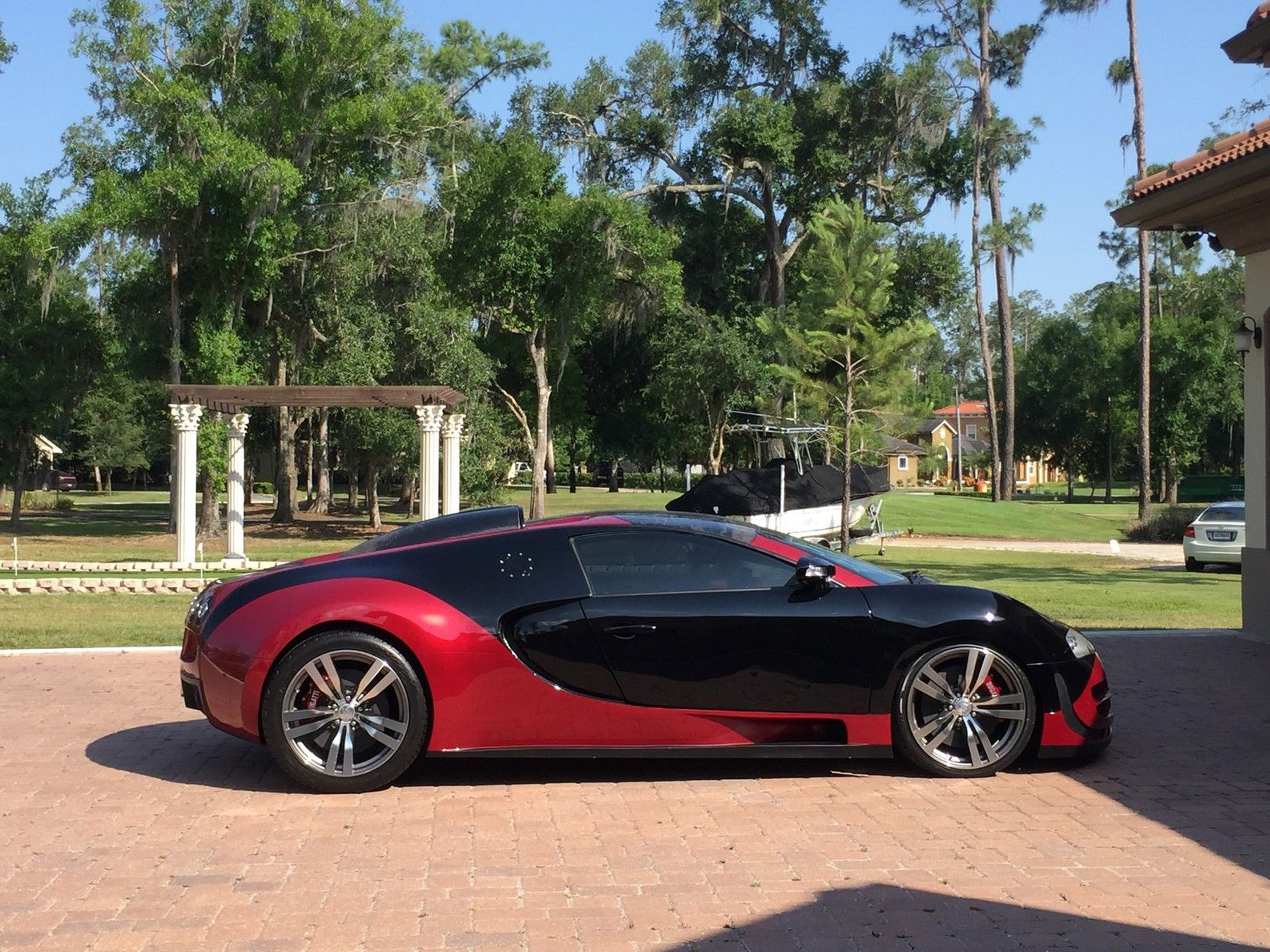 Bugatti Veyron Replica