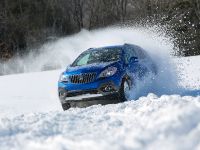 Buick Encore (2016) - picture 18 of 27