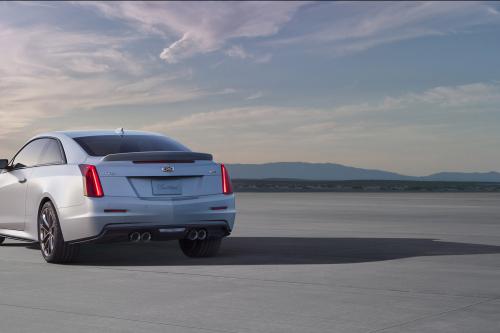 Cadillac ATS-V Coupe (2016) - picture 8 of 14