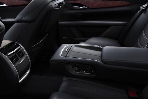 Cadillac CT6 (2016) - picture 9 of 12