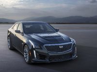 Cadillac CTS-V (2016) - picture 1 of 16