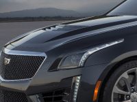 Cadillac CTS-V (2016) - picture 14 of 16