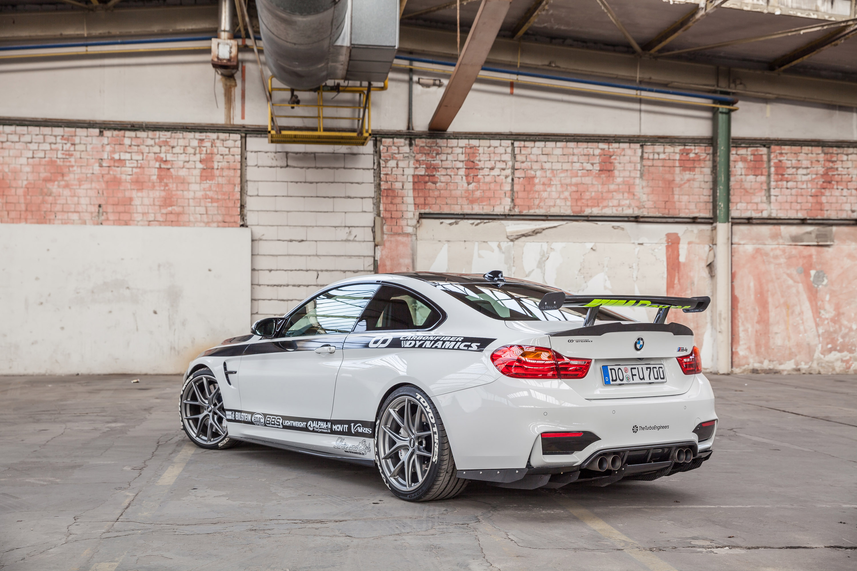 Carbonfiber Dynamics BMW M4 M4R