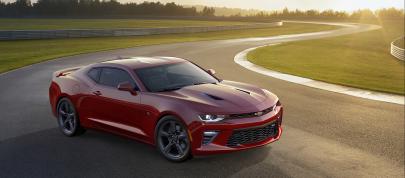 Chevrolet Camaro (2016) - picture 4 of 16