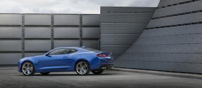Chevrolet Camaro (2016) - picture 7 of 16