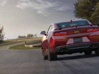 Chevrolet Camaro (2016) - picture 10 of 16