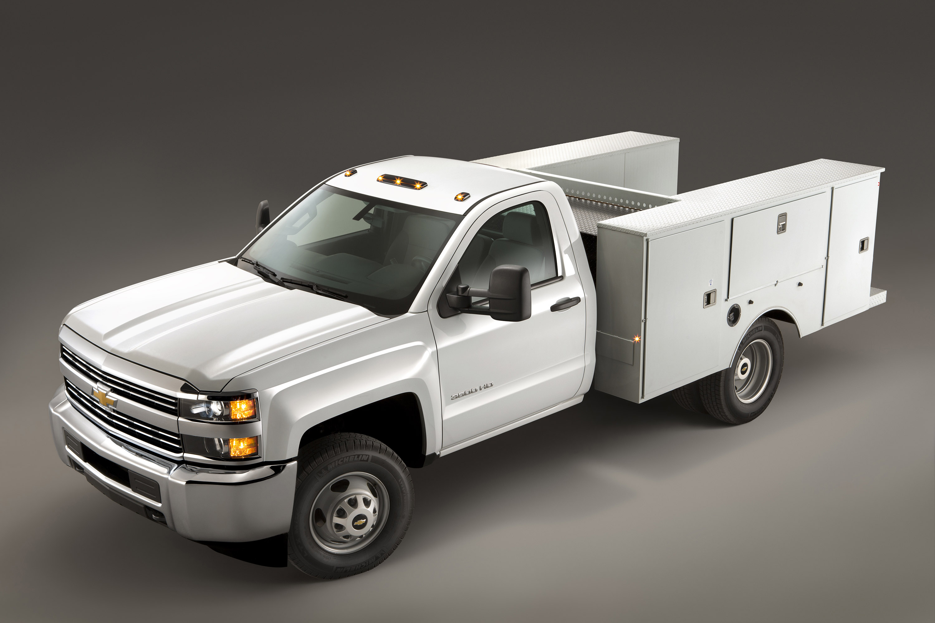 Chevrolet Silverado 3500HD Chassis Cab