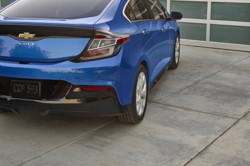 Chevrolet Volt (2016) - picture 24 of 27