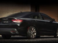 Chrysler 200S Alloy Edition (2016) - picture 3 of 9