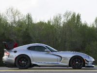 Dodge Viper ACR with Kumho Tires (2016) - picture 2 of 4