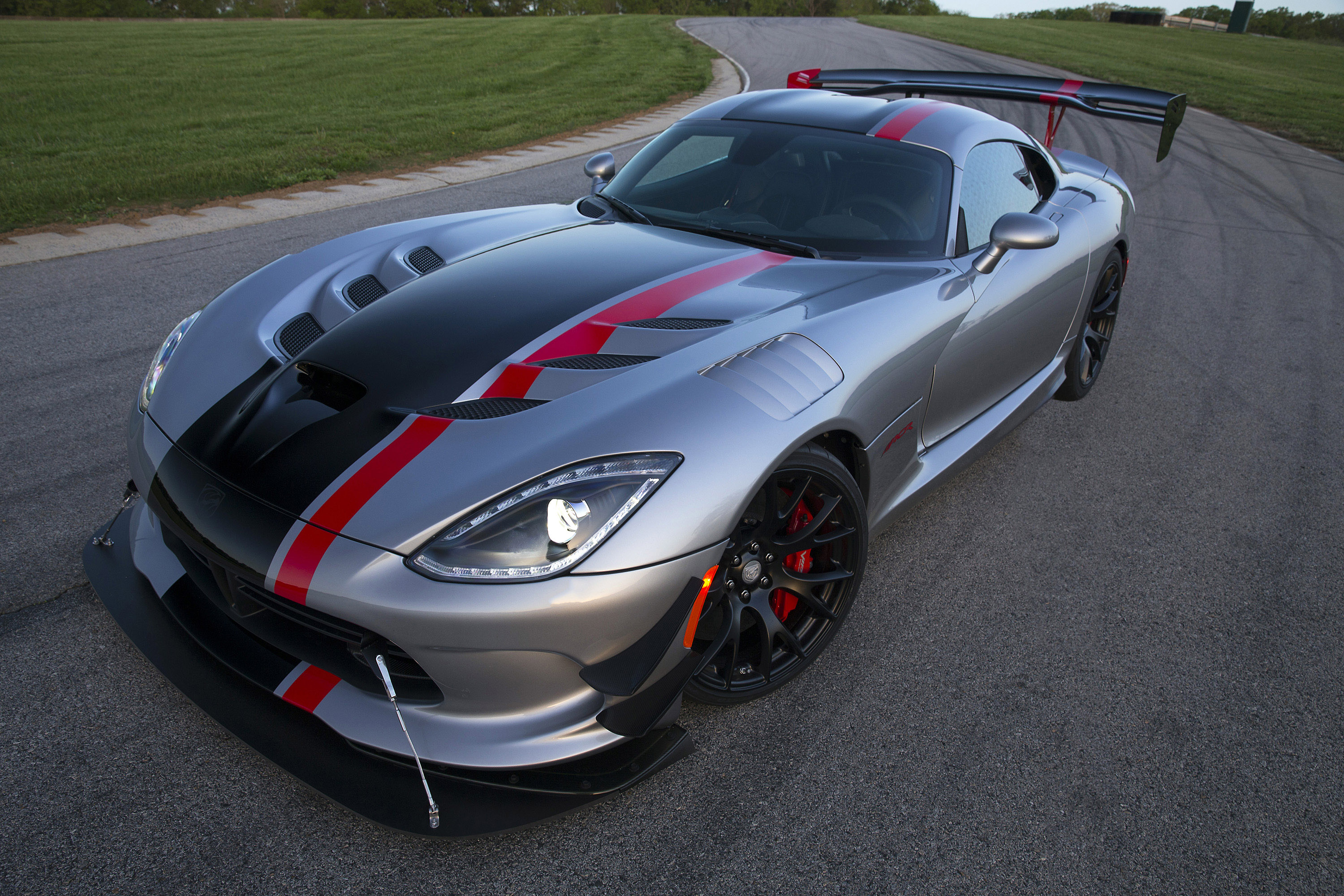 Dodge Viper ACR