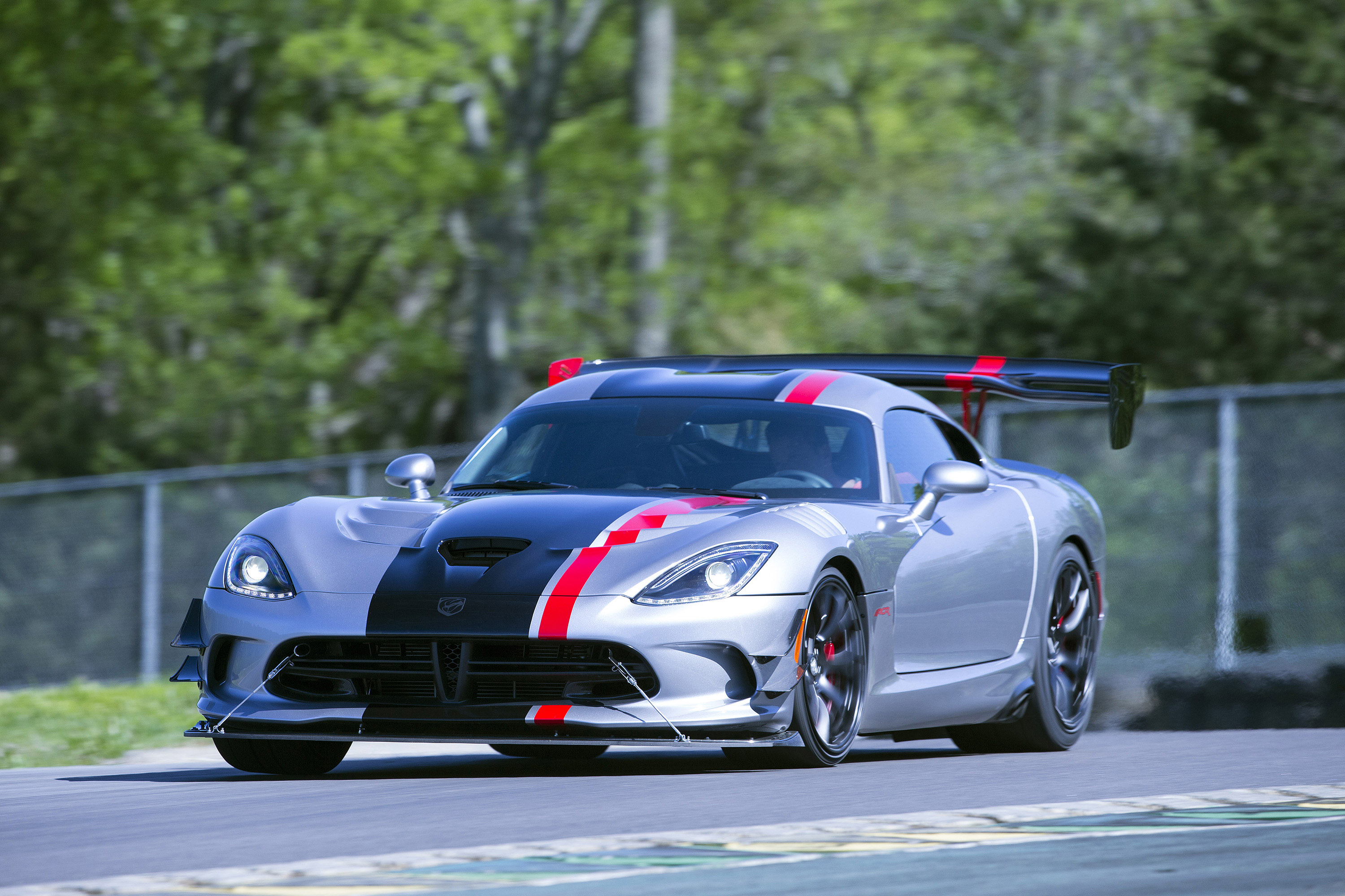 Dodge Viper ACR