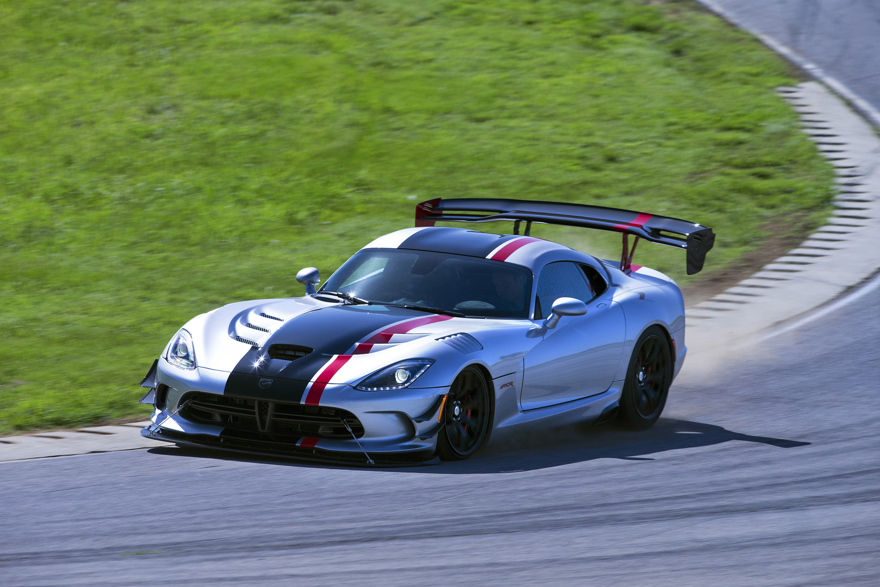 Dodge Viper ACR