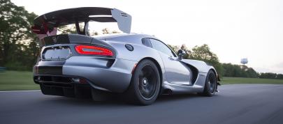 Dodge Viper ACR (2016) - picture 36 of 87