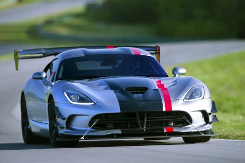 Dodge Viper ACR (2016) - picture 17 of 87