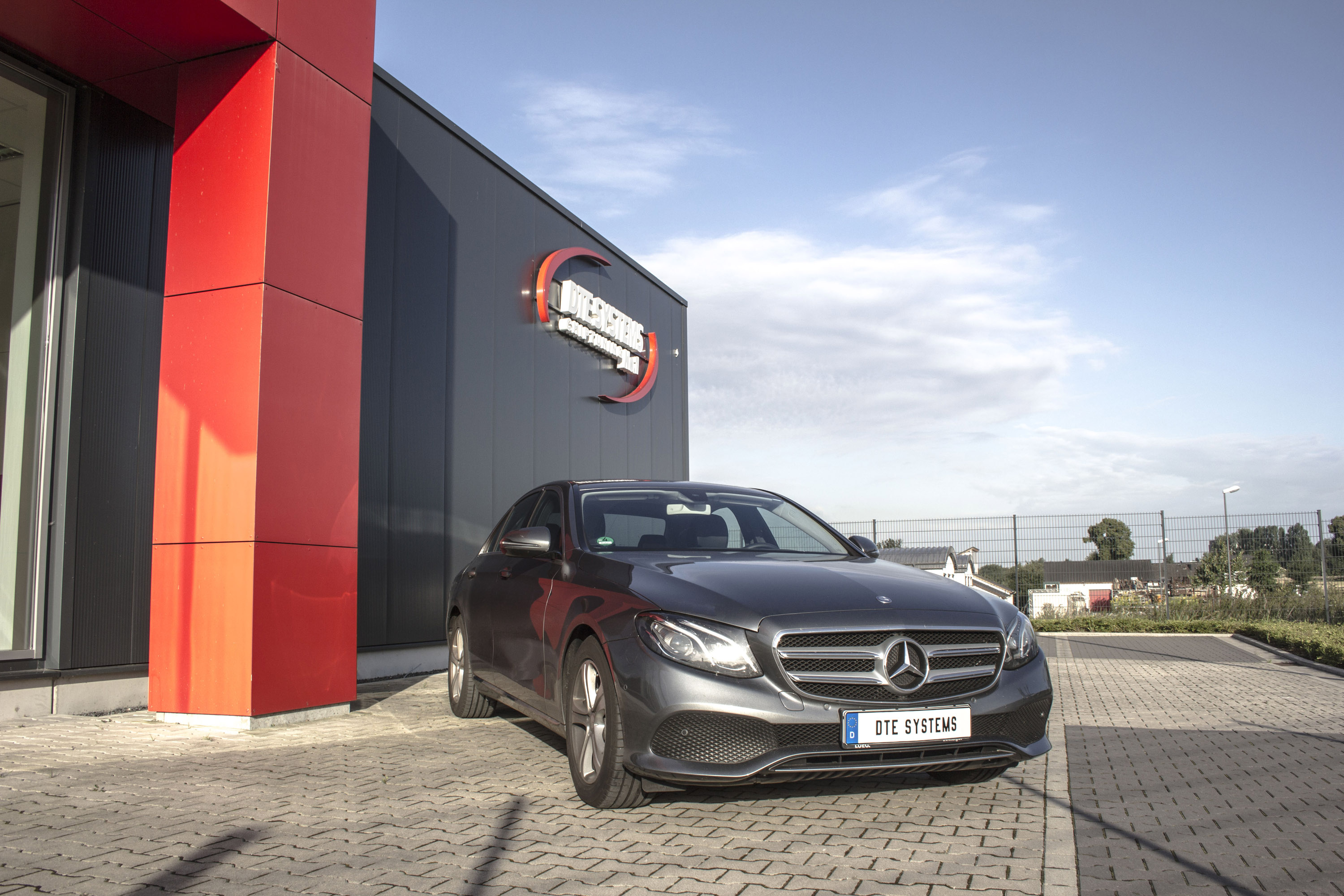 DTE Systems Mercedes-Benz E220d