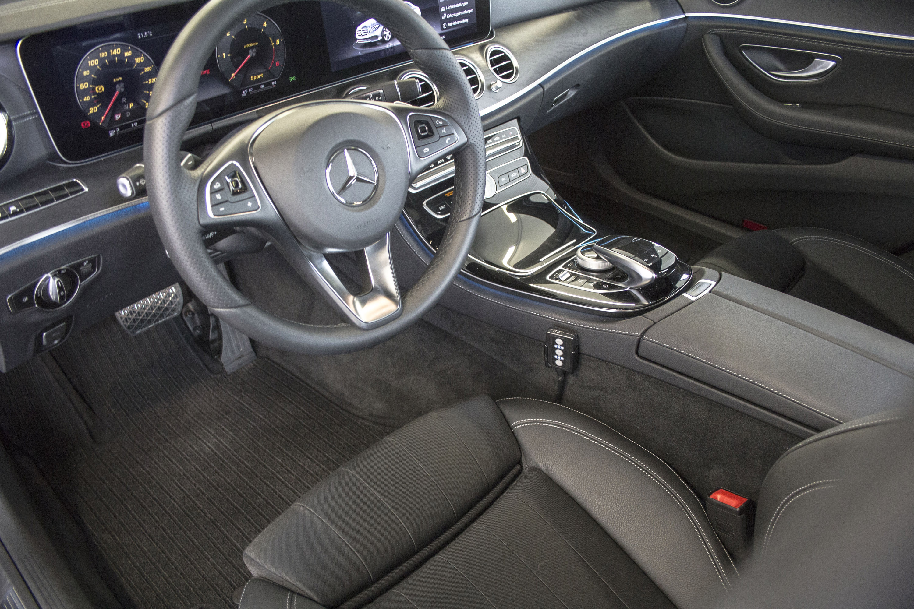 DTE Systems Mercedes-Benz E220d