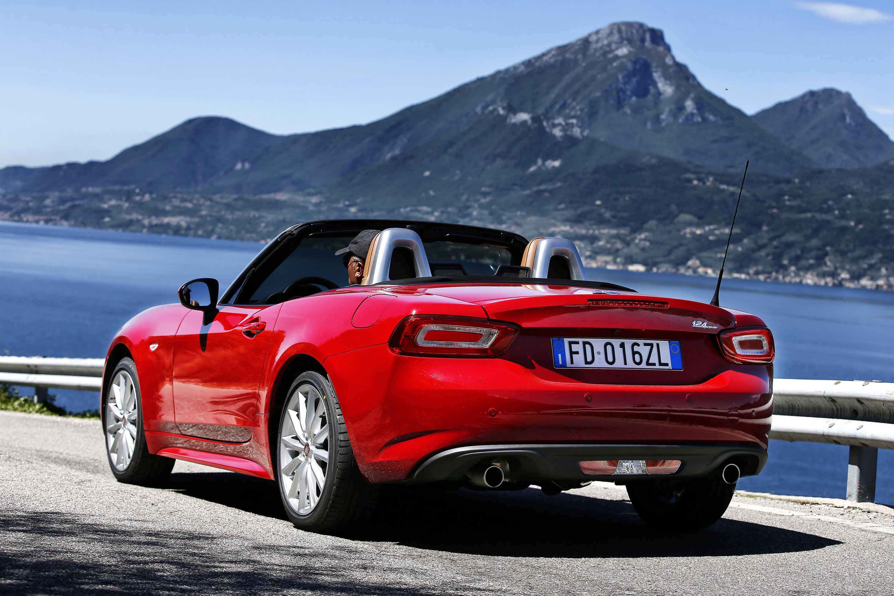 FIAT 124 Spider