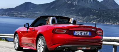 FIAT 124 Spider (2016) - picture 7 of 12