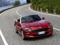 FIAT 124 Spider (2016) - picture 4 of 12