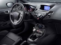 Ford Fiesta ST200 (2016) - picture 5 of 10