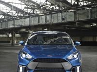 Ford Focus RS (2016) - picture 4 of 5
