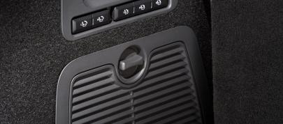 Ford Galaxy (2016) - picture 15 of 18