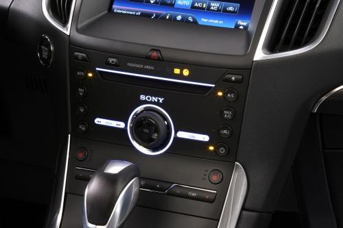 Ford Galaxy (2016) - picture 16 of 18