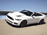 Ford Mustang GT Convertible (2016) - picture 3 of 12