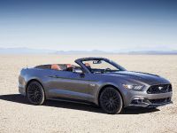 Ford Mustang GT Convertible (2016) - picture 4 of 12