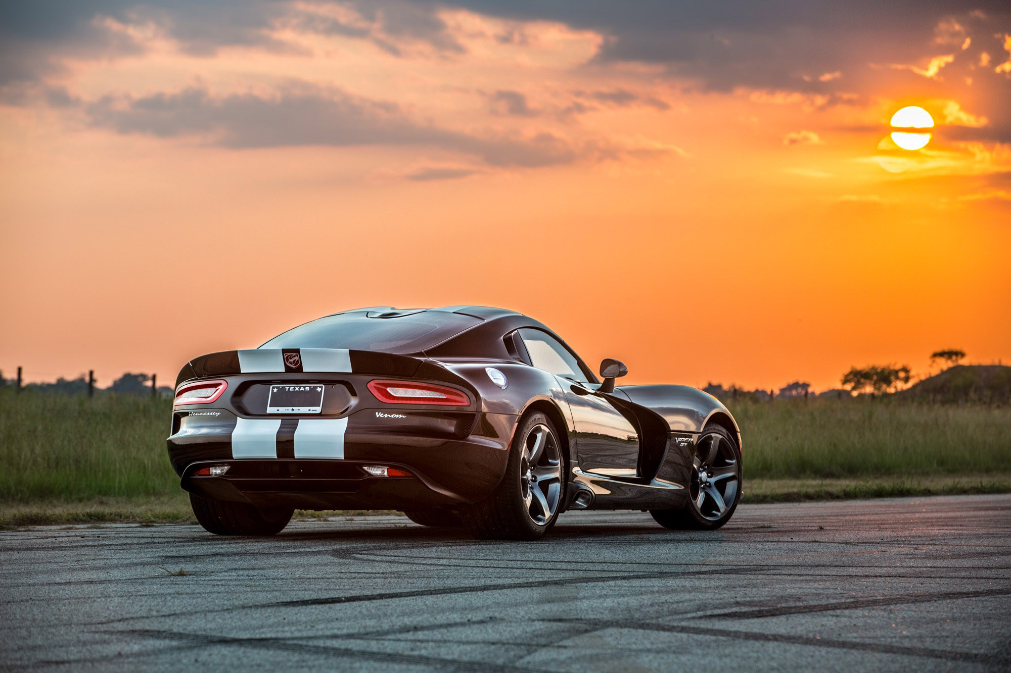 Hennessey Dodge Viper Venom 800 Supercharged