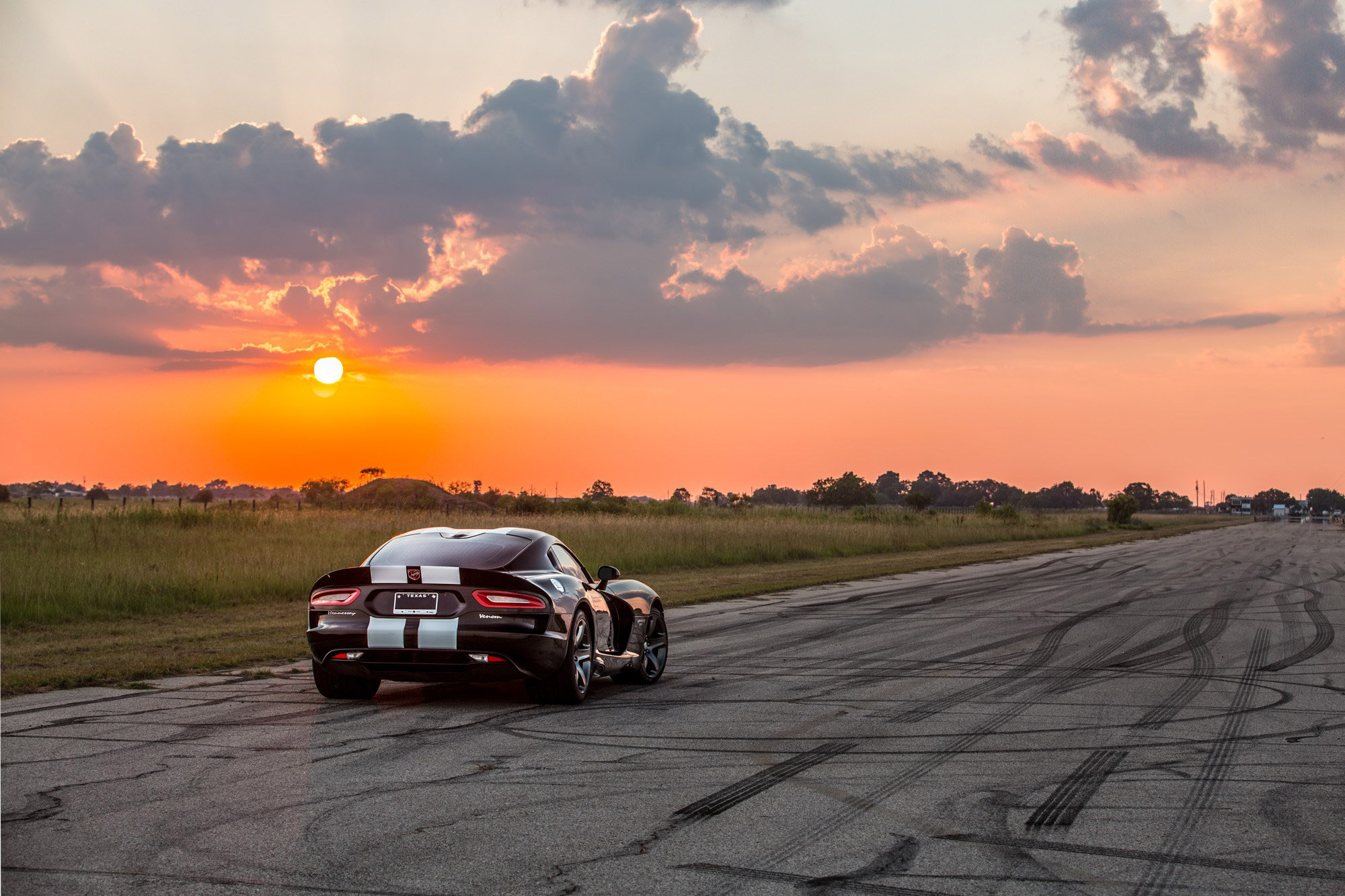 Hennessey Dodge Viper Venom 800 Supercharged