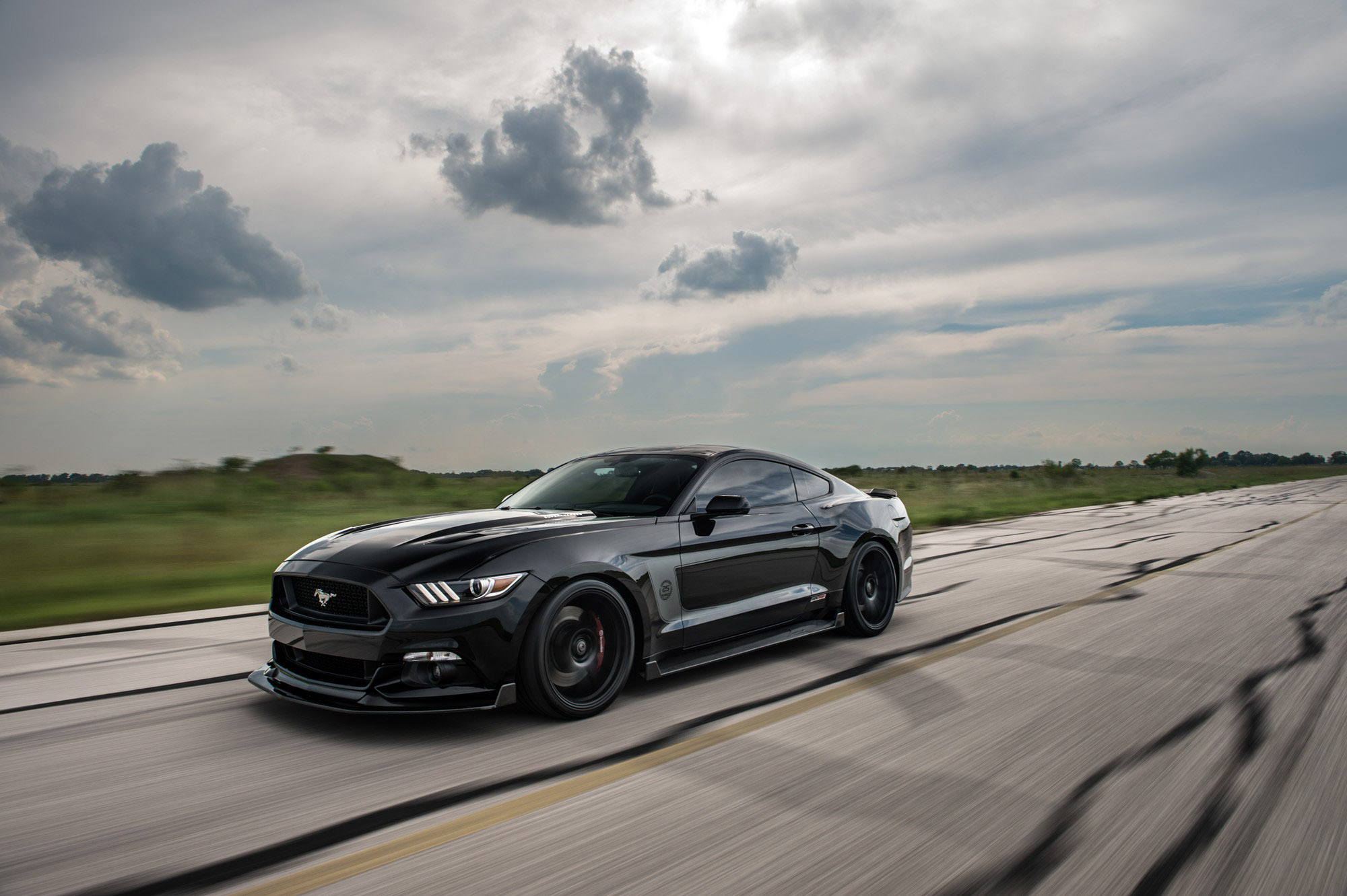 Hennessey Ford Mustang HPE800 25th Anniversary Edition